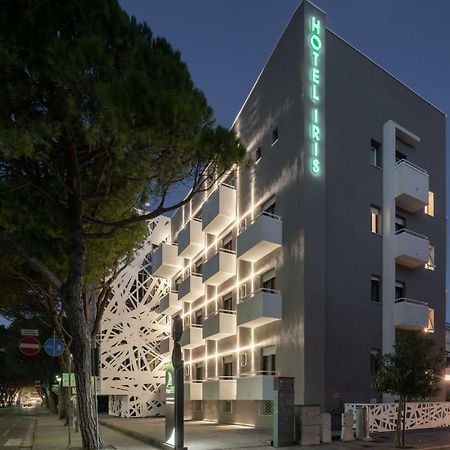Hotel Iris Jesolo Екстериор снимка