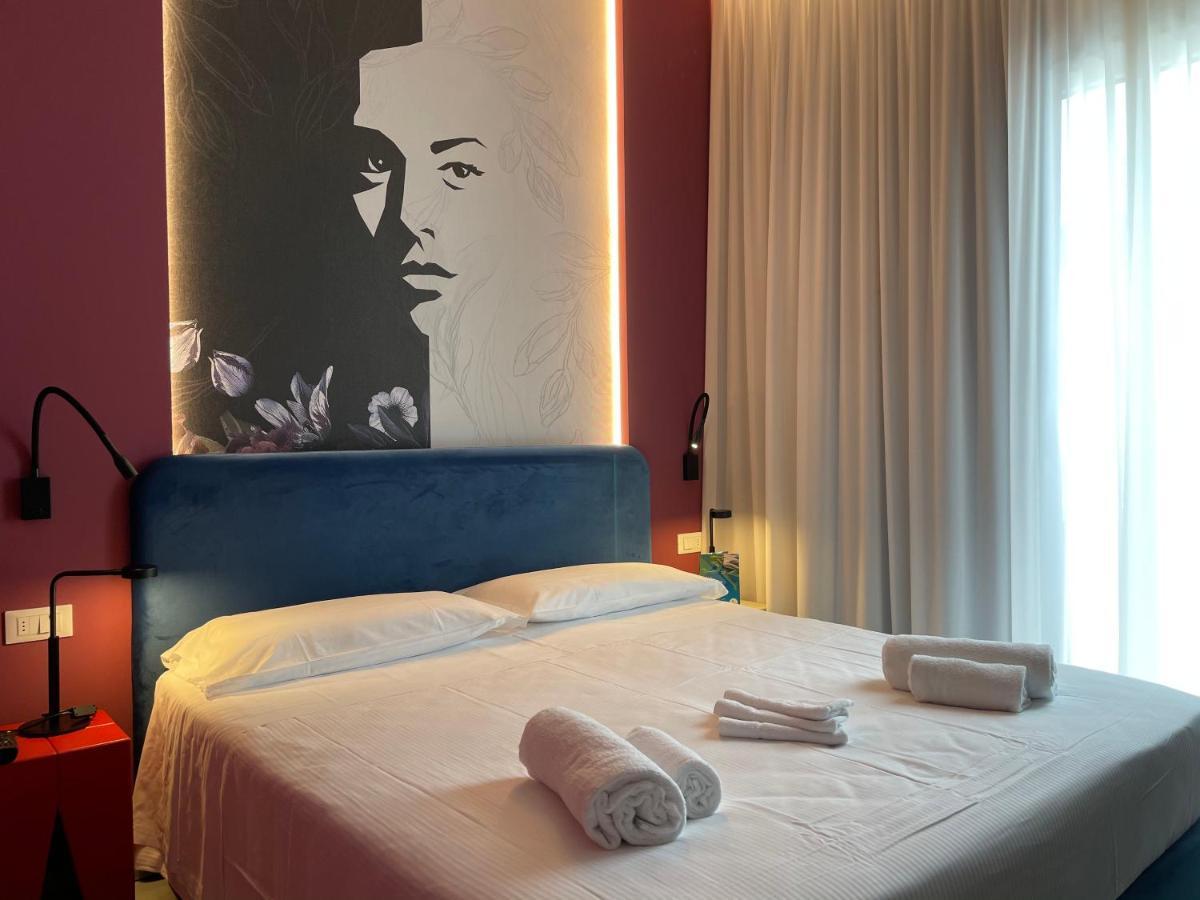 Hotel Iris Jesolo Екстериор снимка