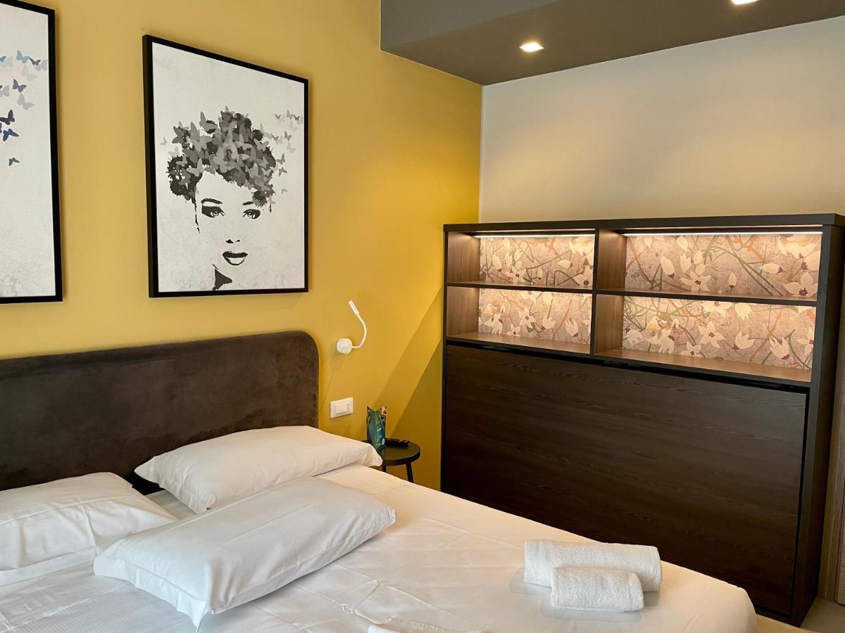 Hotel Iris Jesolo Екстериор снимка