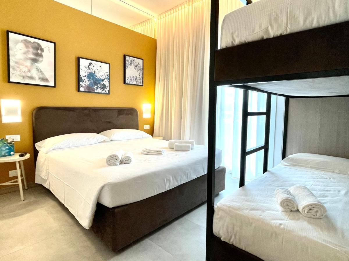 Hotel Iris Jesolo Екстериор снимка