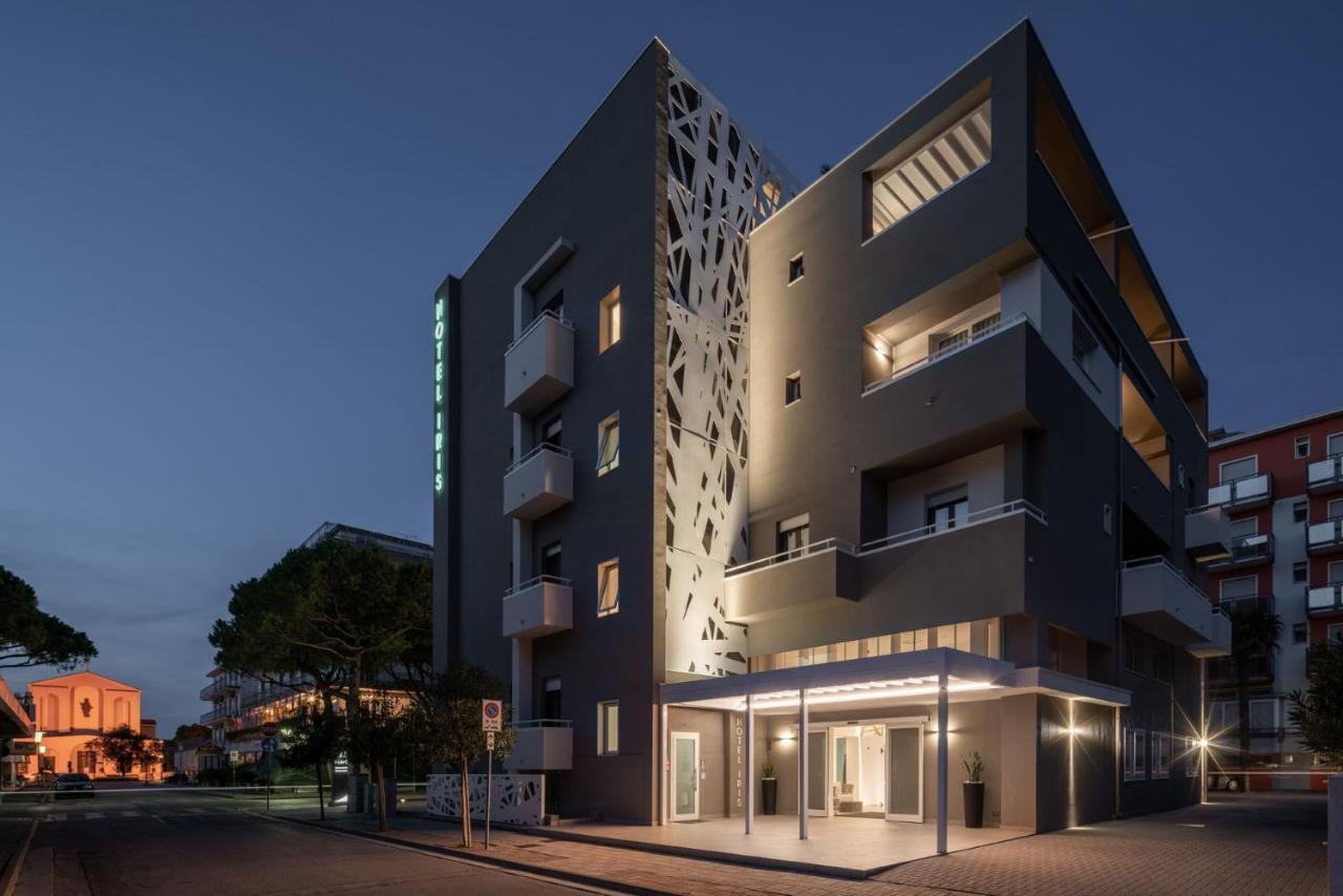 Hotel Iris Jesolo Екстериор снимка
