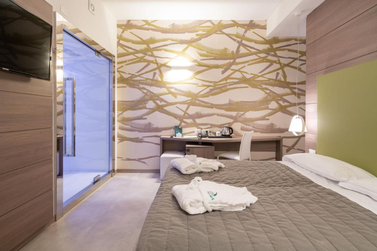 Hotel Iris Jesolo Екстериор снимка