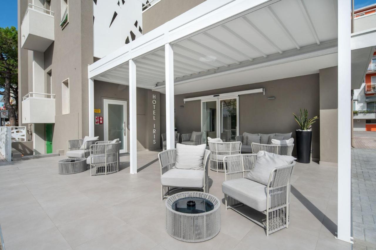 Hotel Iris Jesolo Екстериор снимка